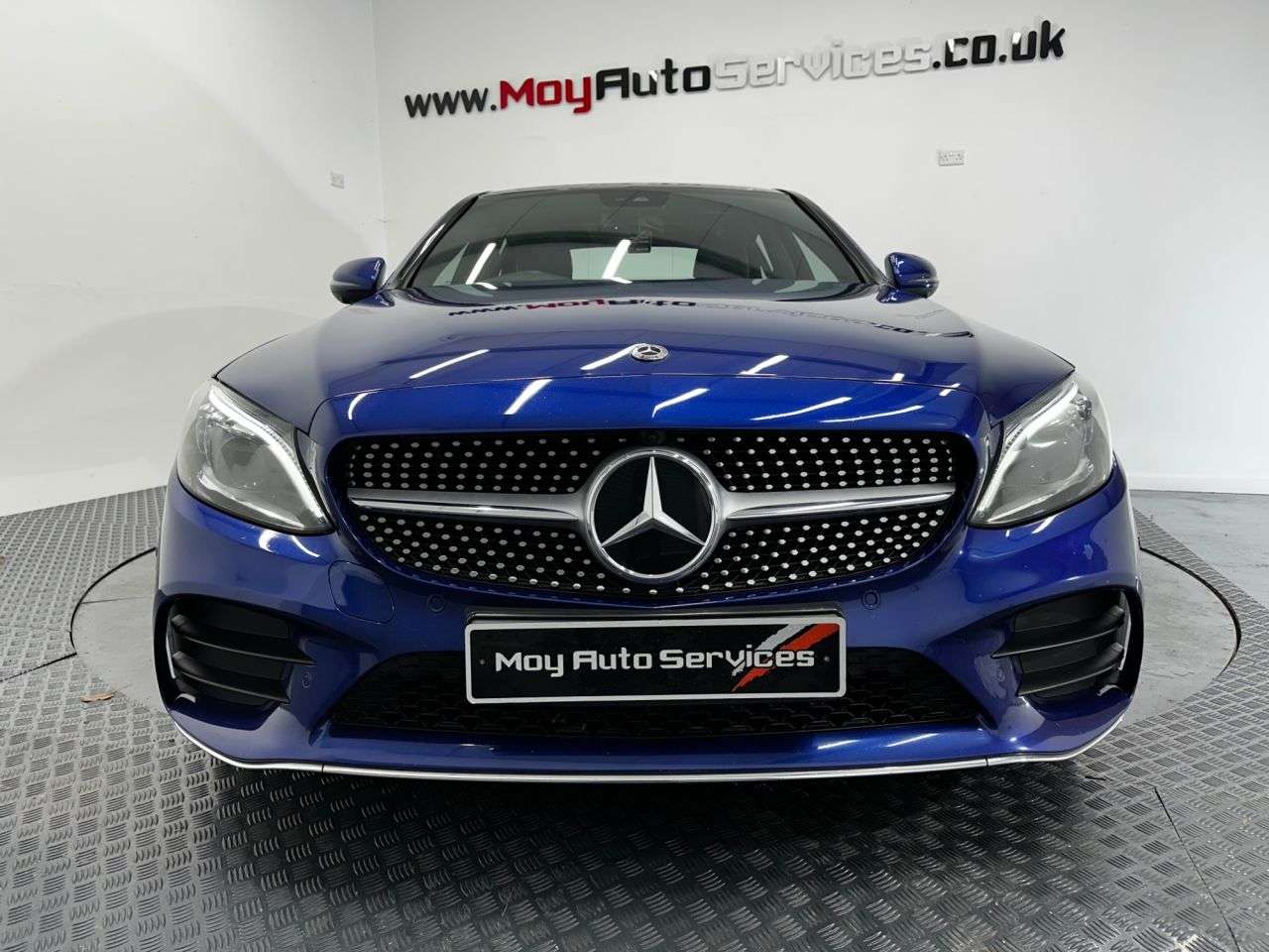 A 2019 MERCEDES-BENZ C-CLASS 2.0 C220d AMG Line (Premium Plus) Saloon 4dr Diesel G-Tronic+ Euro 6 (s/s) A 2019 MERCEDES-BENZ C-CLASS 2.0 C220d AMG Line (Premium Plus) Saloon 4dr Diesel G-Tronic+ Euro 6 (s/s)