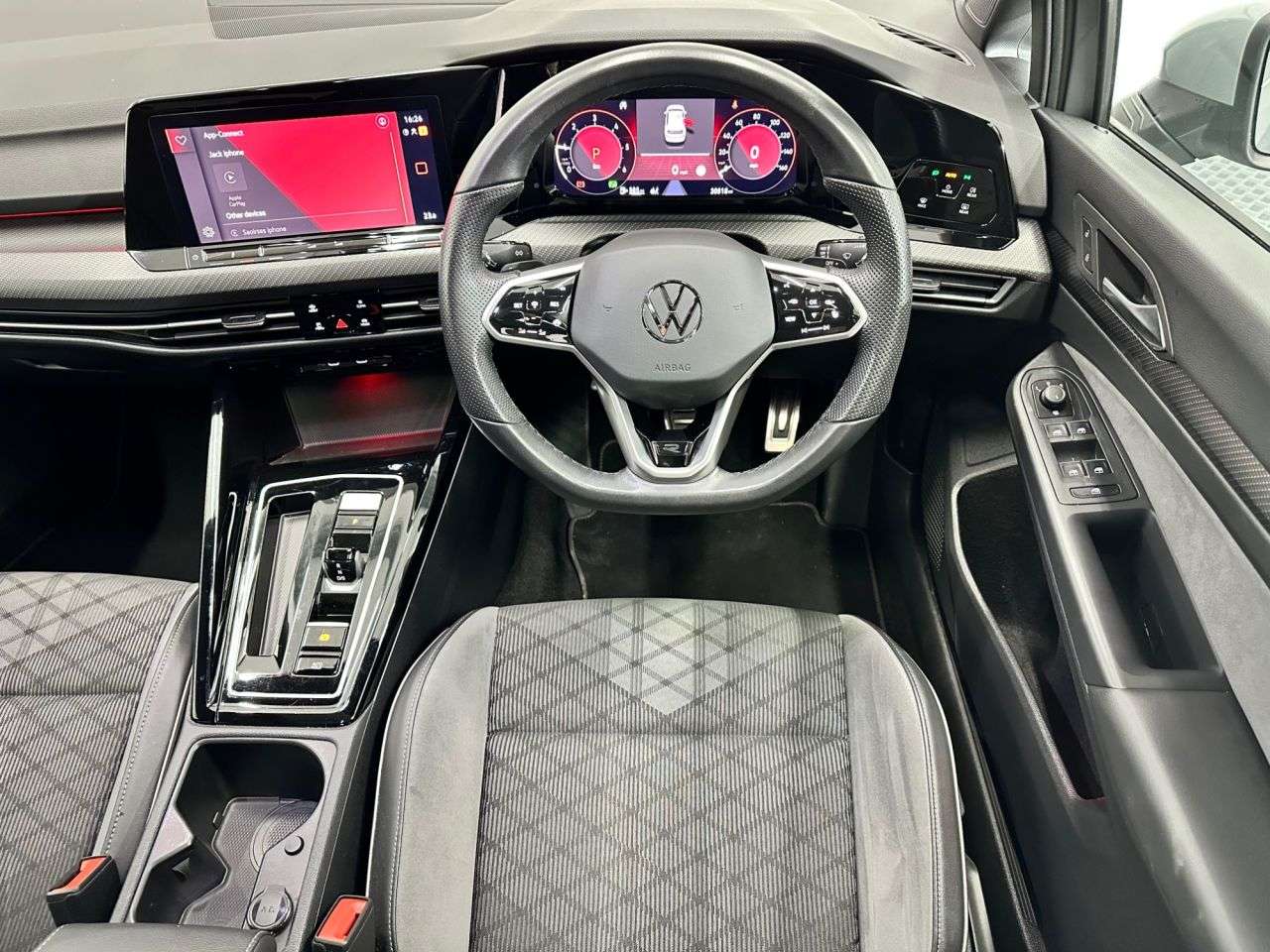 2024 VOLKSWAGEN GOLF 2024 VOLKSWAGEN GOLF