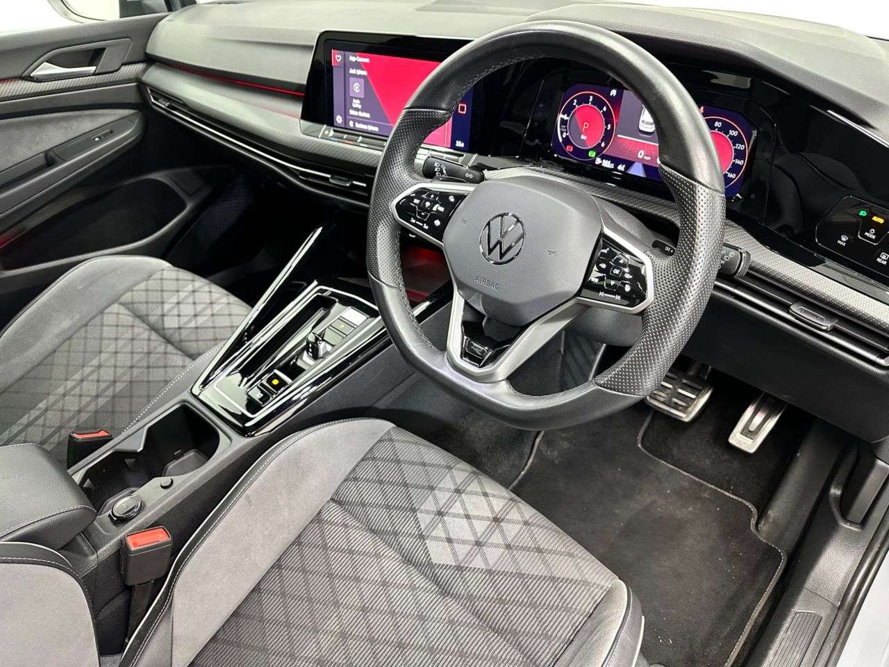 2024 VOLKSWAGEN GOLF 2024 VOLKSWAGEN GOLF