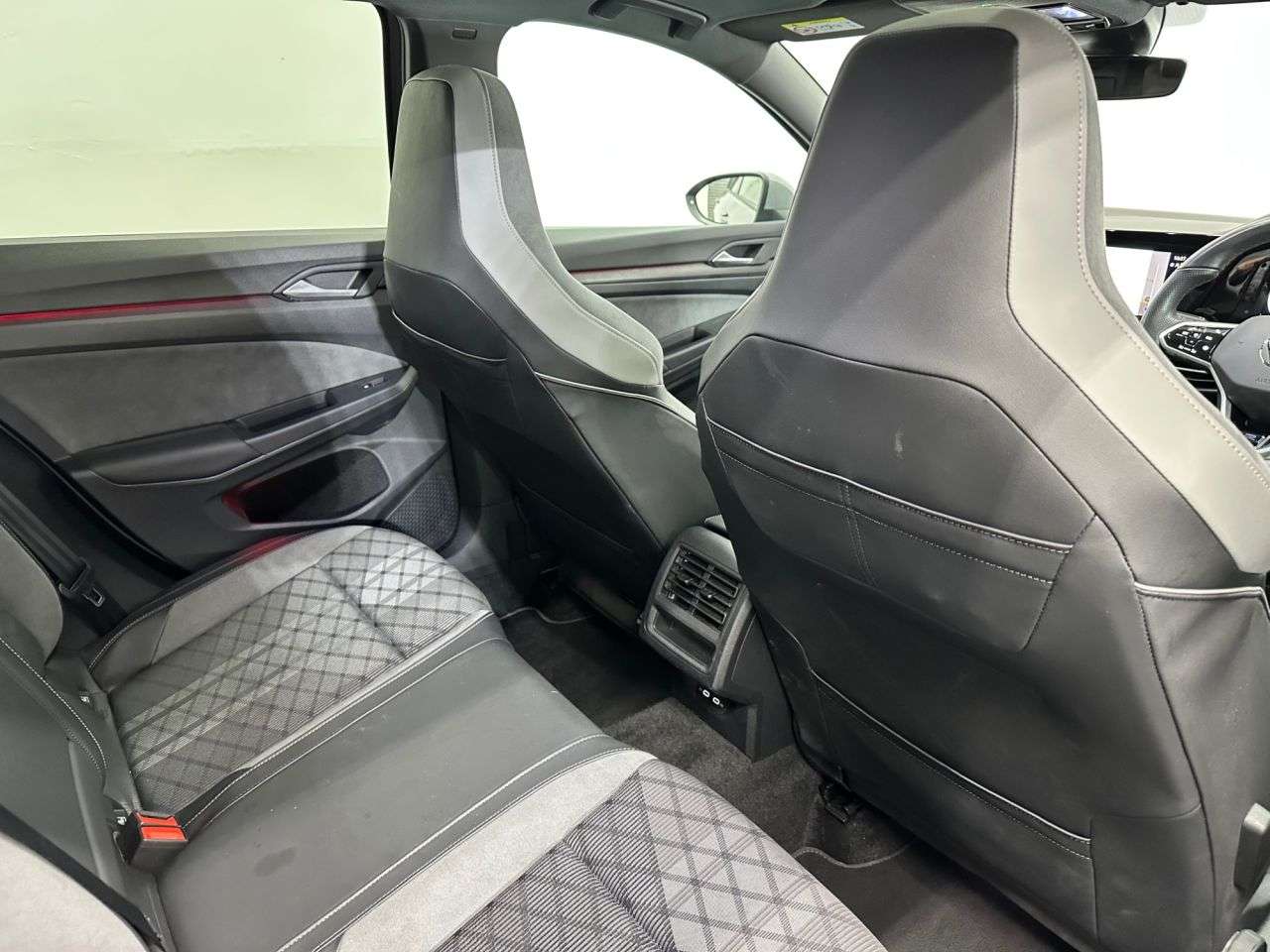 2024 VOLKSWAGEN GOLF 2024 VOLKSWAGEN GOLF