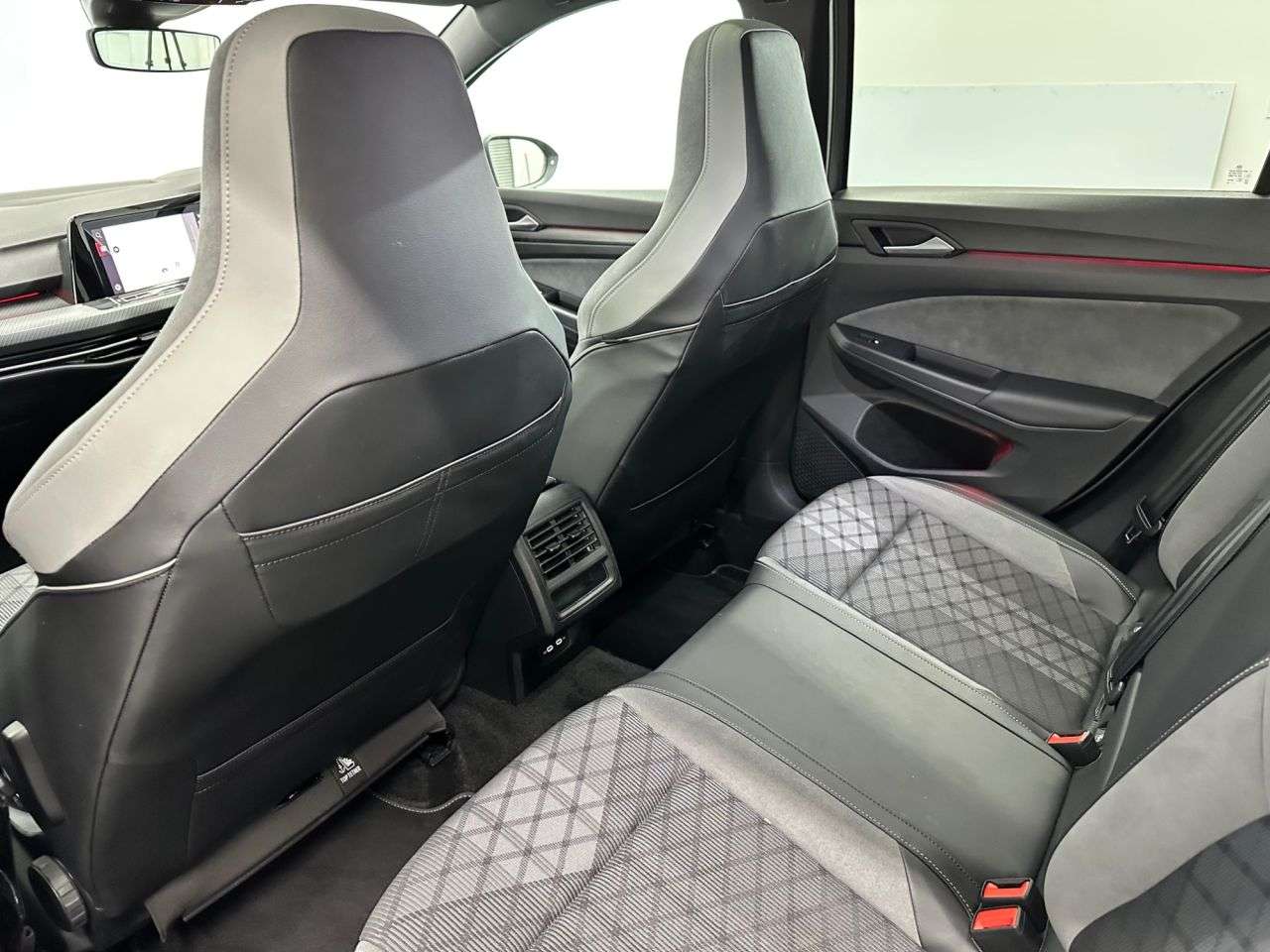 2024 VOLKSWAGEN GOLF 2024 VOLKSWAGEN GOLF