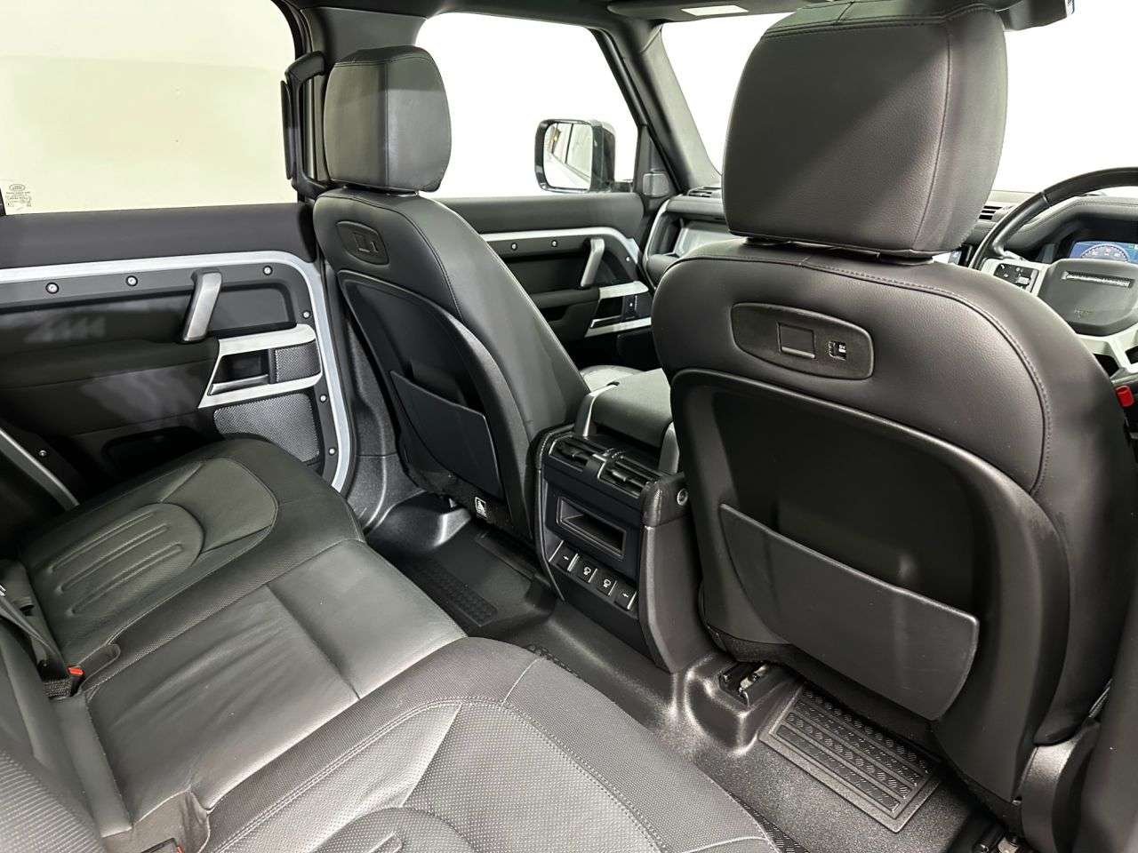 2023 LAND ROVER DEFENDER 2023 LAND ROVER DEFENDER