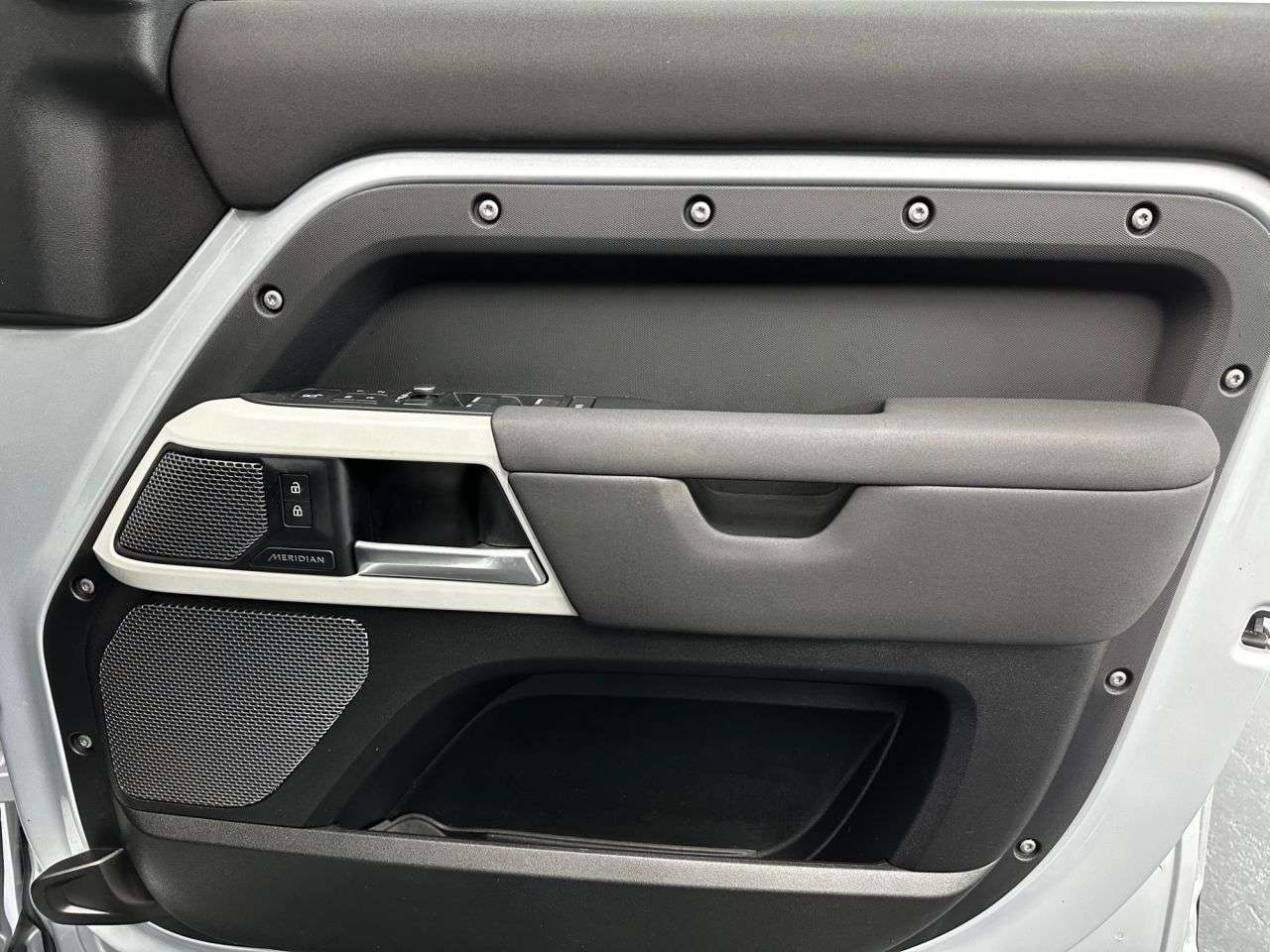 2023 LAND ROVER DEFENDER 2023 LAND ROVER DEFENDER