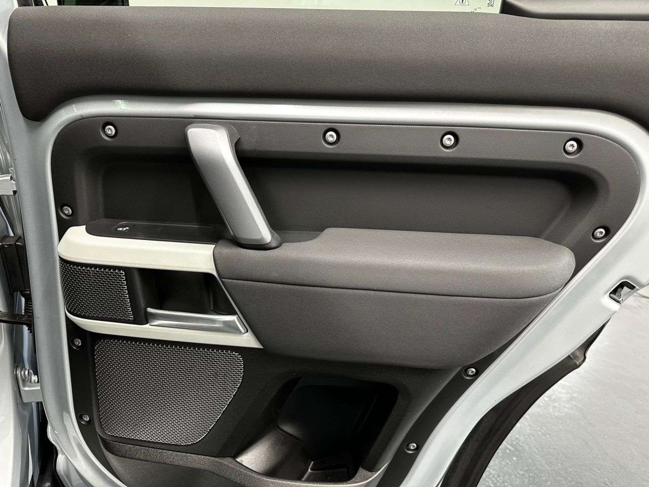 2023 LAND ROVER DEFENDER 2023 LAND ROVER DEFENDER