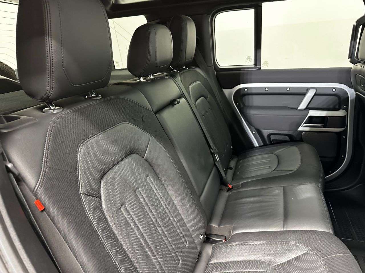 2023 LAND ROVER DEFENDER 2023 LAND ROVER DEFENDER