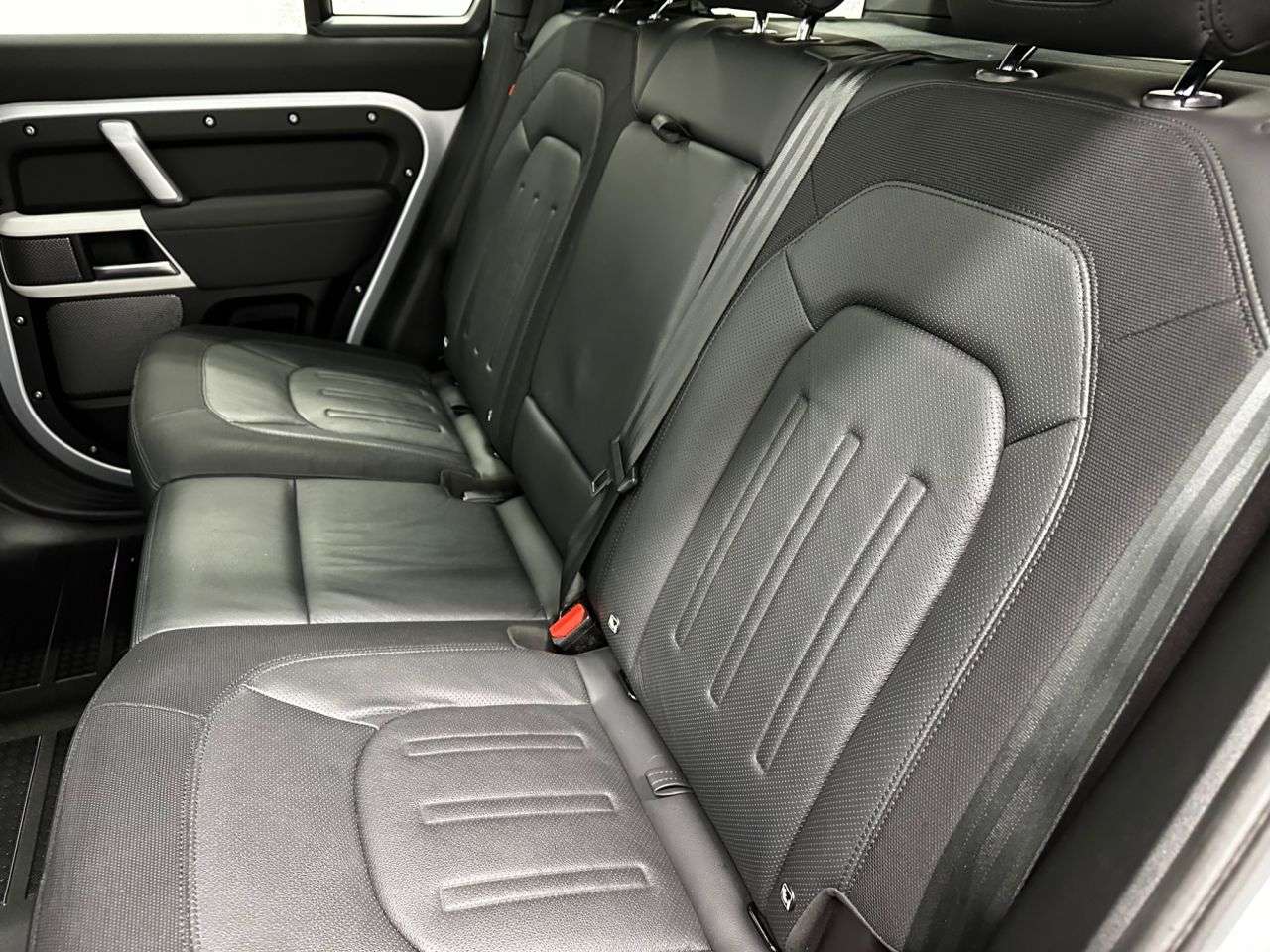 2023 LAND ROVER DEFENDER 2023 LAND ROVER DEFENDER