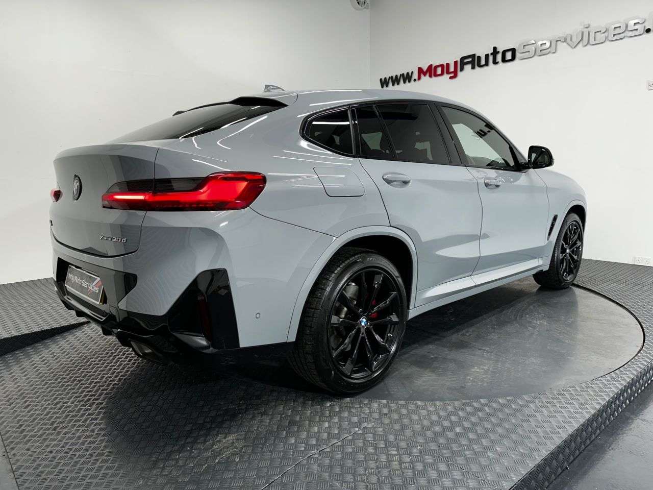 2023 BMW X4 2023 BMW X4