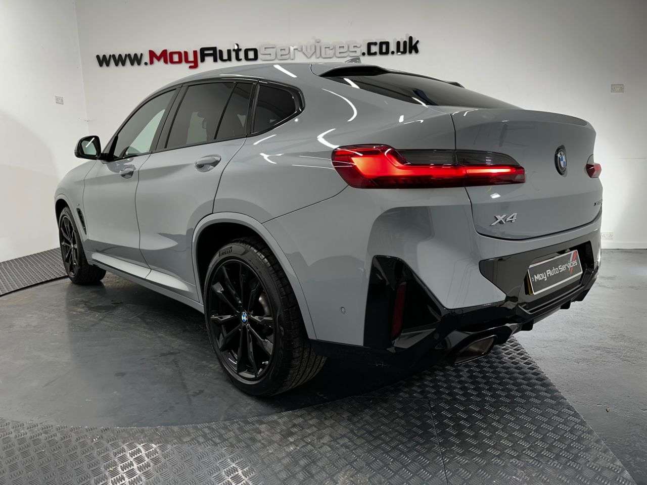 2023 BMW X4 2023 BMW X4