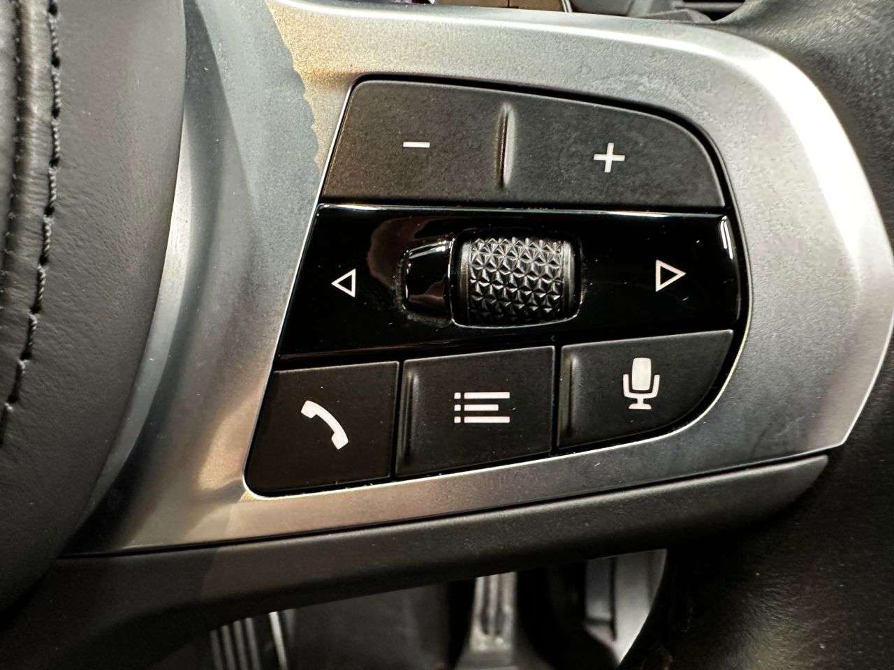 2023 BMW X4 2023 BMW X4