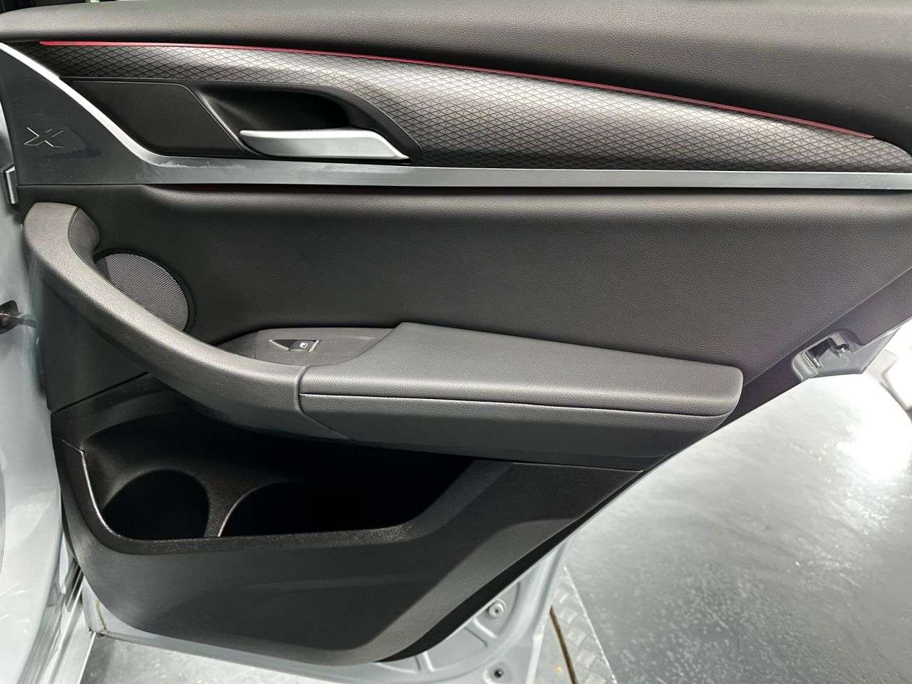 2023 BMW X4 2023 BMW X4