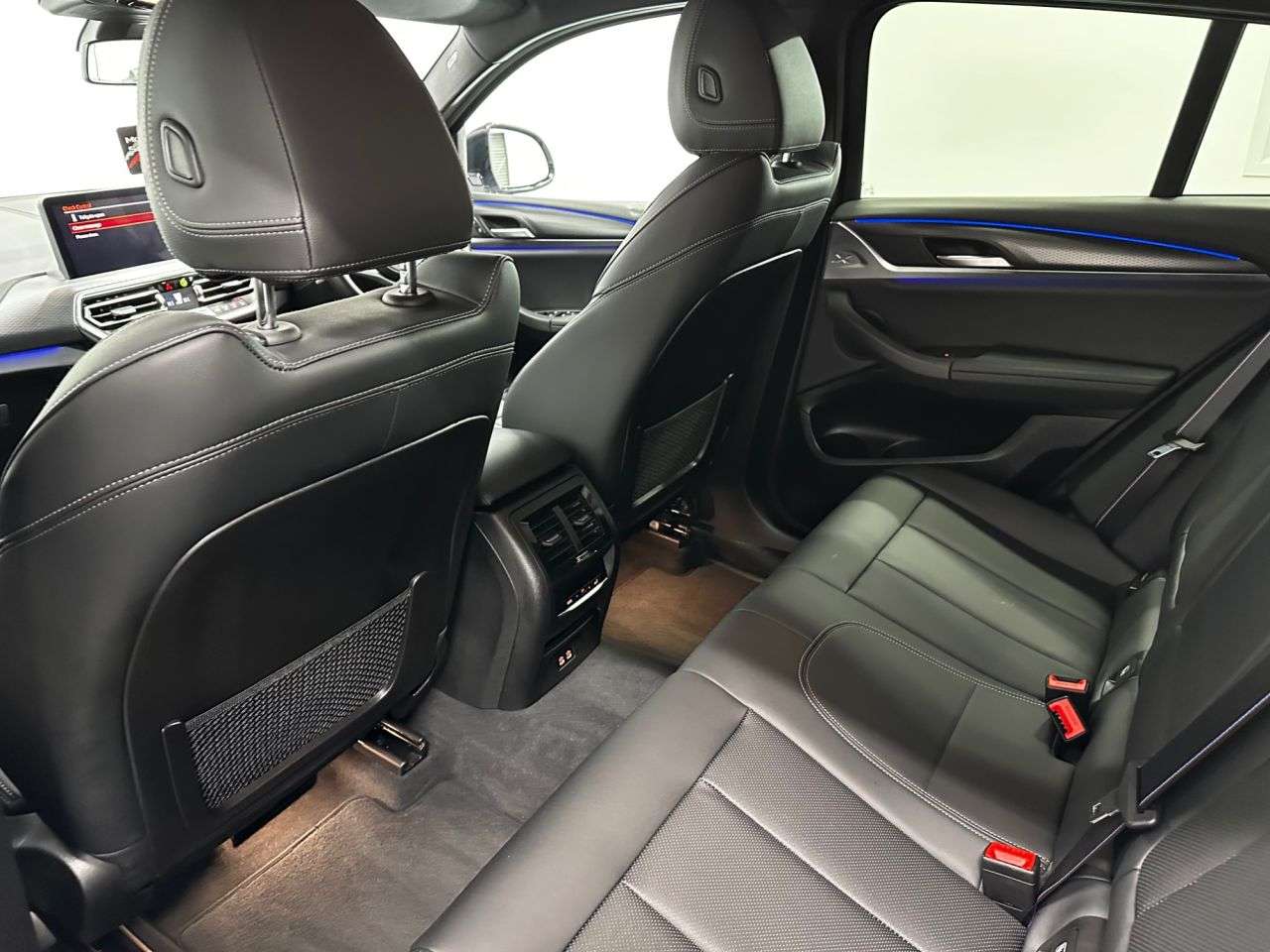 2023 BMW X4 2023 BMW X4