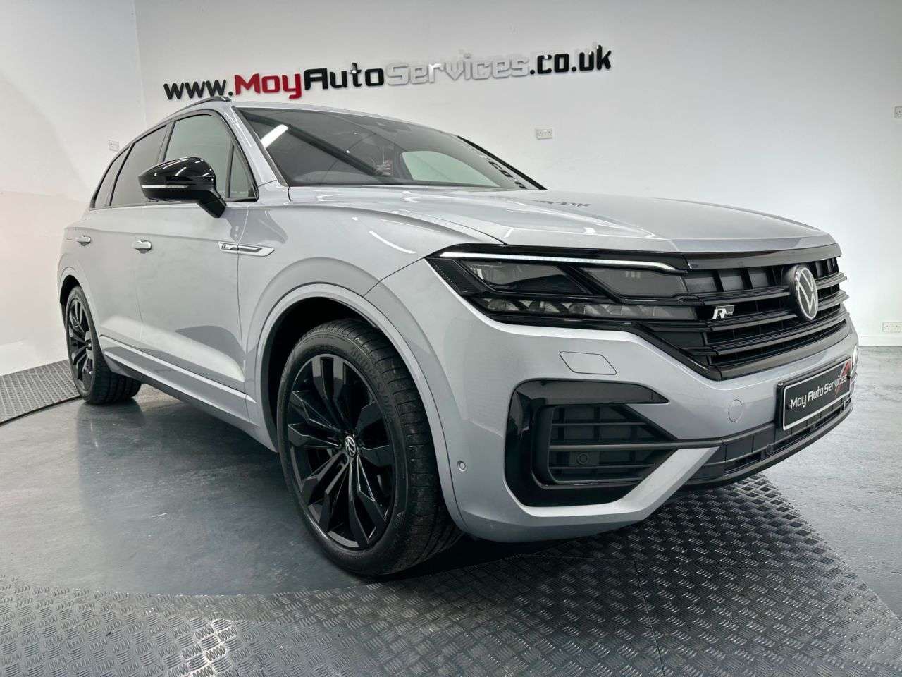 A 2021 VOLKSWAGEN TOUAREG 3.0 TDI V6 Black Edition SUV 5dr Diesel Tiptronic 4Motion Euro 6 (s/s) (286 A 2021 VOLKSWAGEN TOUAREG 3.0 TDI V6 Black Edition SUV 5dr Diesel Tiptronic 4Motion Euro 6 (s/s) (286