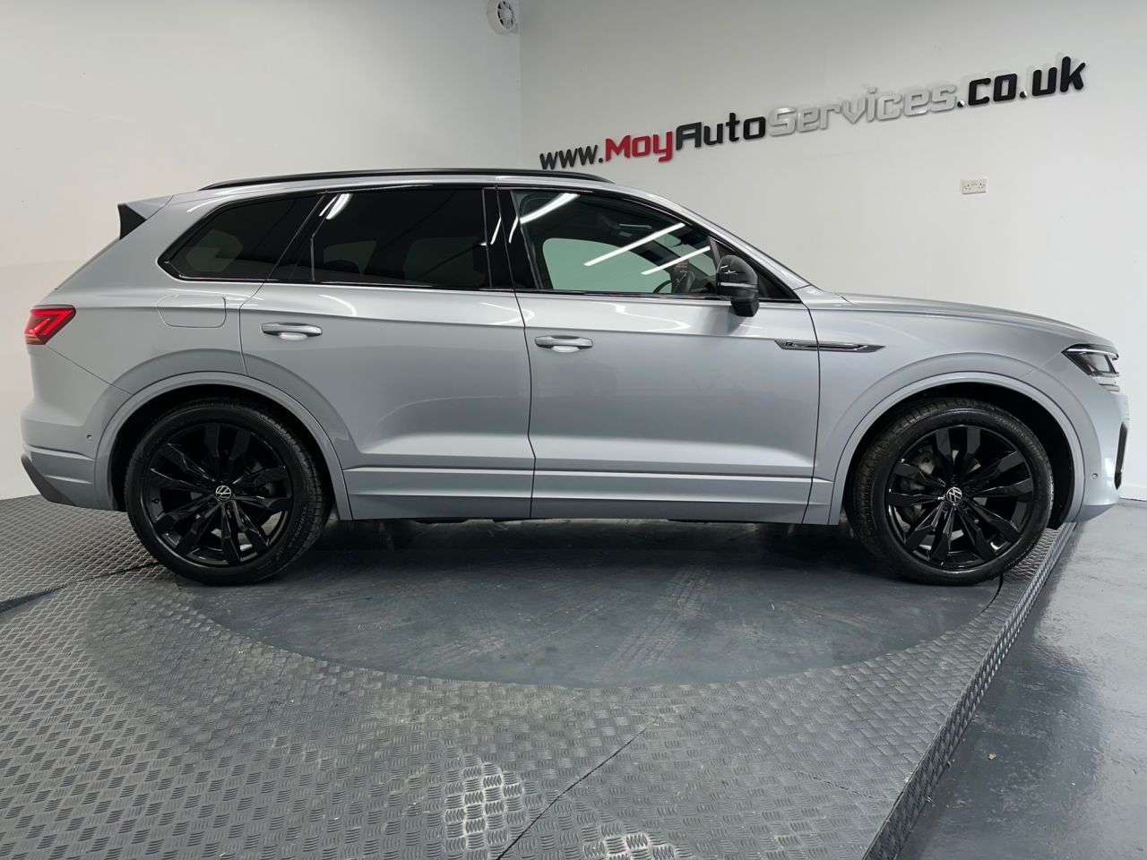 2021 VOLKSWAGEN TOUAREG 2021 VOLKSWAGEN TOUAREG