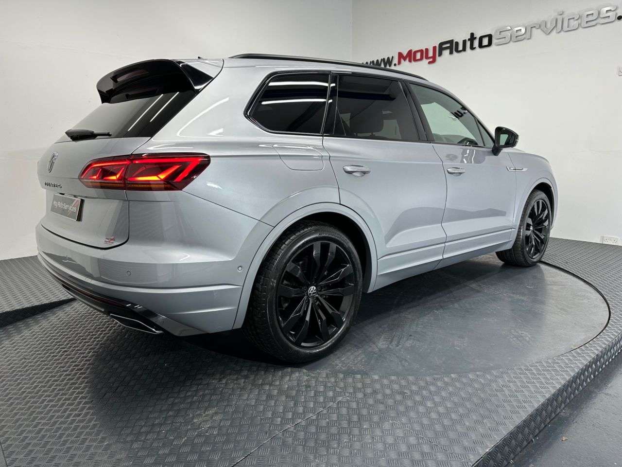 2021 VOLKSWAGEN TOUAREG 2021 VOLKSWAGEN TOUAREG