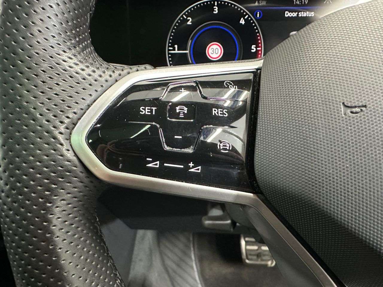 2021 VOLKSWAGEN TOUAREG 2021 VOLKSWAGEN TOUAREG