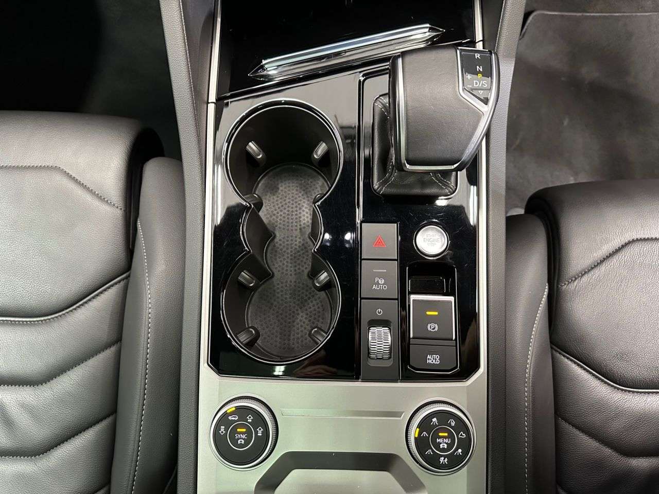 2021 VOLKSWAGEN TOUAREG 2021 VOLKSWAGEN TOUAREG