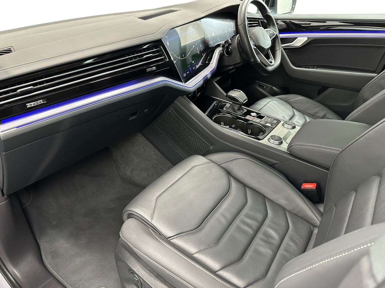 2021 VOLKSWAGEN TOUAREG 2021 VOLKSWAGEN TOUAREG