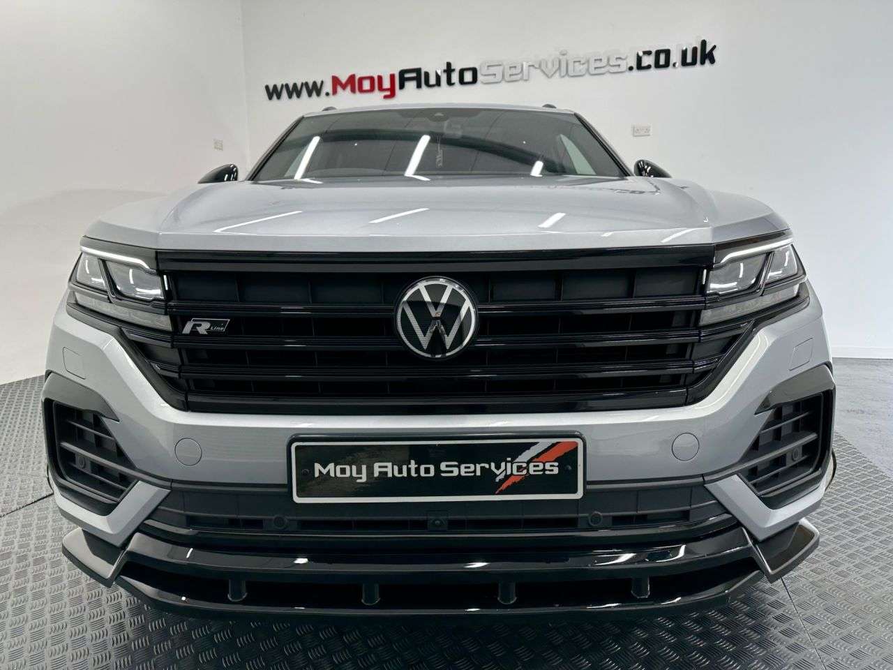 A 2021 VOLKSWAGEN TOUAREG 3.0 TDI V6 Black Edition SUV 5dr Diesel Tiptronic 4Motion Euro 6 (s/s) (286 A 2021 VOLKSWAGEN TOUAREG 3.0 TDI V6 Black Edition SUV 5dr Diesel Tiptronic 4Motion Euro 6 (s/s) (286