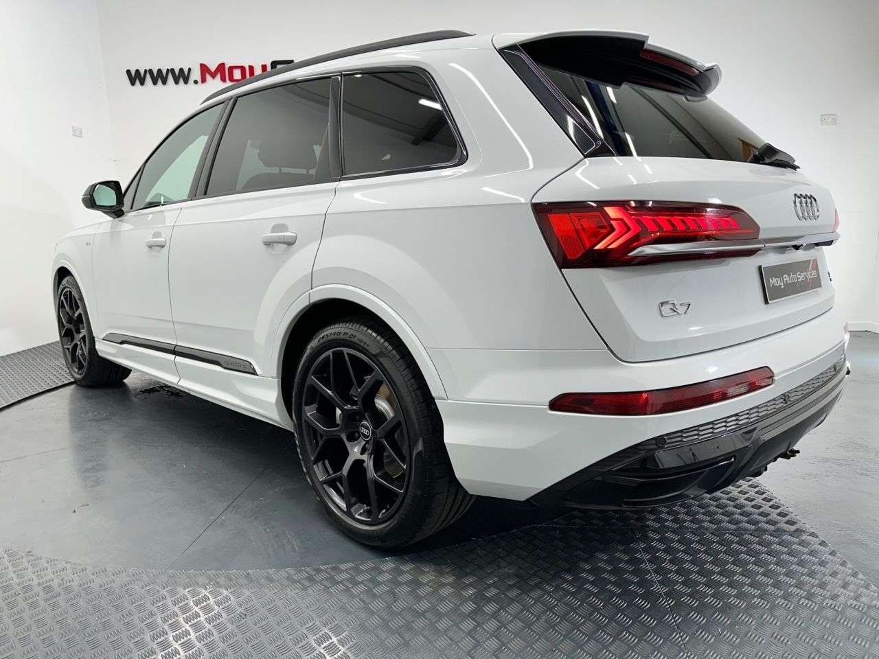 A 2020 AUDI Q7 3.0 TDI V6 50 Black Edition SUV 5dr Diesel Tiptronic quattro Euro 6 (s/s) ( A 2020 AUDI Q7 3.0 TDI V6 50 Black Edition SUV 5dr Diesel Tiptronic quattro Euro 6 (s/s) (