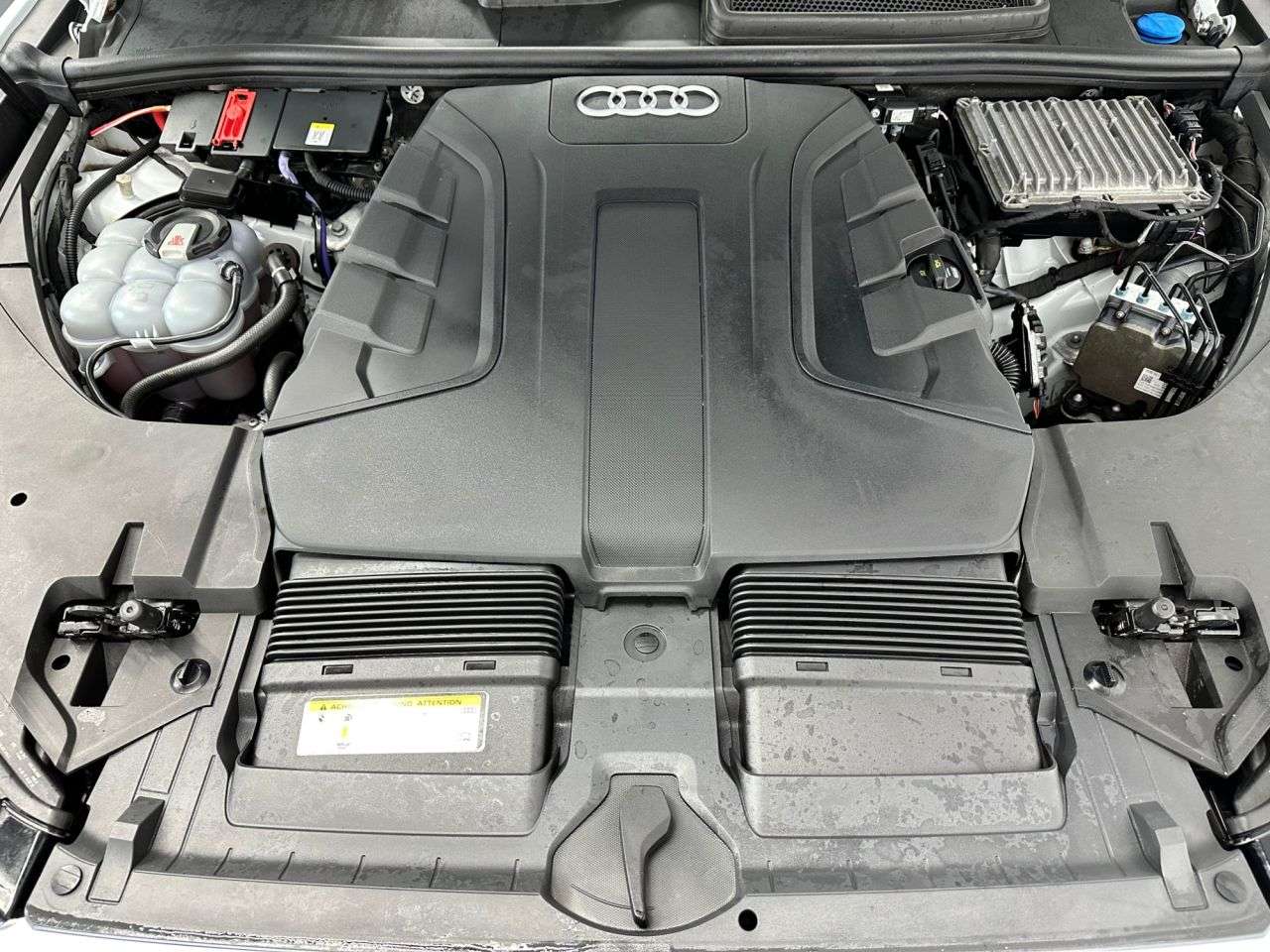 2020 AUDI Q7 2020 AUDI Q7