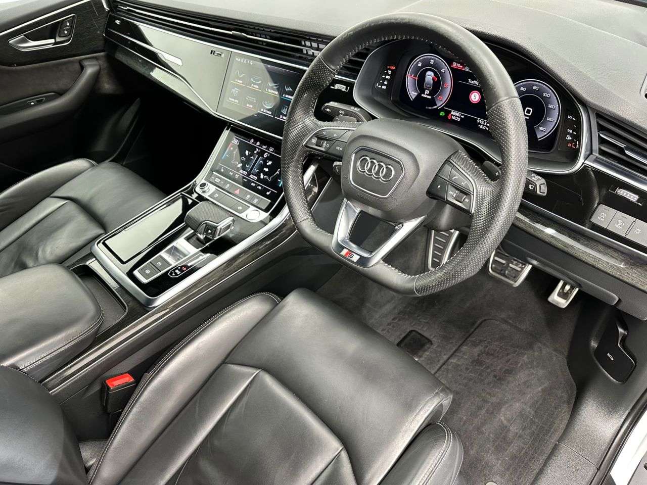2020 AUDI Q7 2020 AUDI Q7