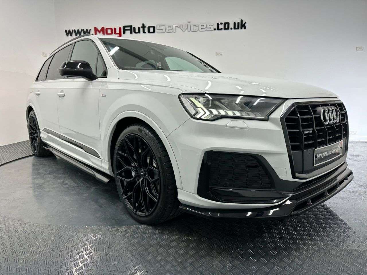 A 2020 AUDI Q7 3.0 TDI V6 50 Black Edition SUV 5dr Diesel Tiptronic quattro Euro 6 (s/s) ( A 2020 AUDI Q7 3.0 TDI V6 50 Black Edition SUV 5dr Diesel Tiptronic quattro Euro 6 (s/s) (