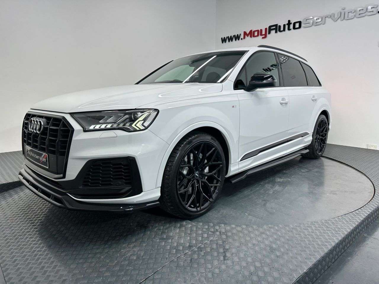 A 2020 AUDI Q7 3.0 TDI V6 50 Black Edition SUV 5dr Diesel Tiptronic quattro Euro 6 (s/s) ( A 2020 AUDI Q7 3.0 TDI V6 50 Black Edition SUV 5dr Diesel Tiptronic quattro Euro 6 (s/s) (