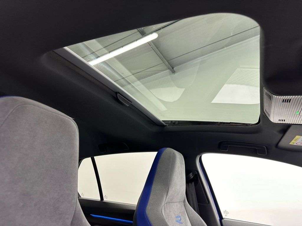 2023 VOLKSWAGEN GOLF 2023 VOLKSWAGEN GOLF