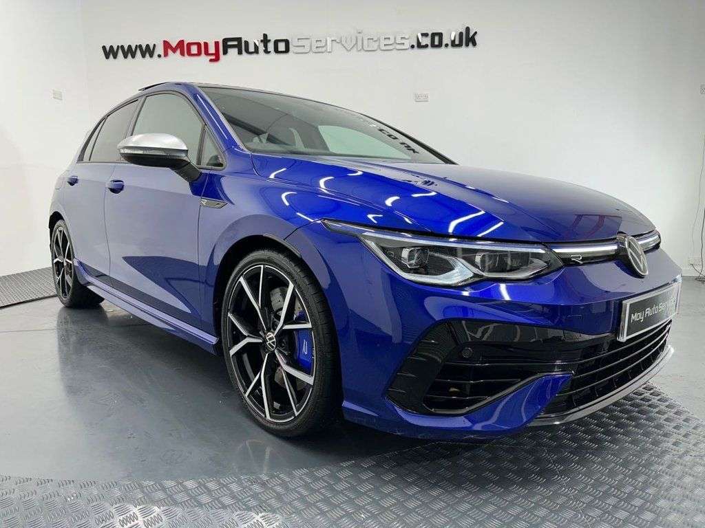 A 2023 VOLKSWAGEN GOLF 2.0 TSI R Hatchback 5dr Petrol DSG 4Motion Euro 6 (s/s) (320 ps) A 2023 VOLKSWAGEN GOLF 2.0 TSI R Hatchback 5dr Petrol DSG 4Motion Euro 6 (s/s) (320 ps)