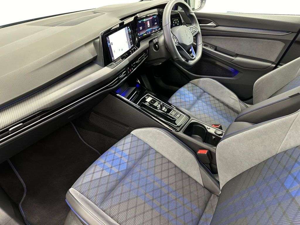 2023 VOLKSWAGEN GOLF 2023 VOLKSWAGEN GOLF