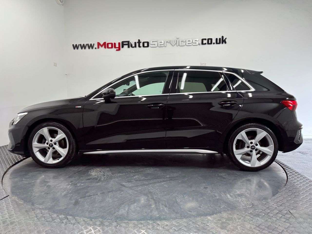 A 2023 AUDI A3 2.0 TDI 35 S line Sportback 5dr Diesel S Tronic Euro 6 (s/s) (150 ps) A 2023 AUDI A3 2.0 TDI 35 S line Sportback 5dr Diesel S Tronic Euro 6 (s/s) (150 ps)