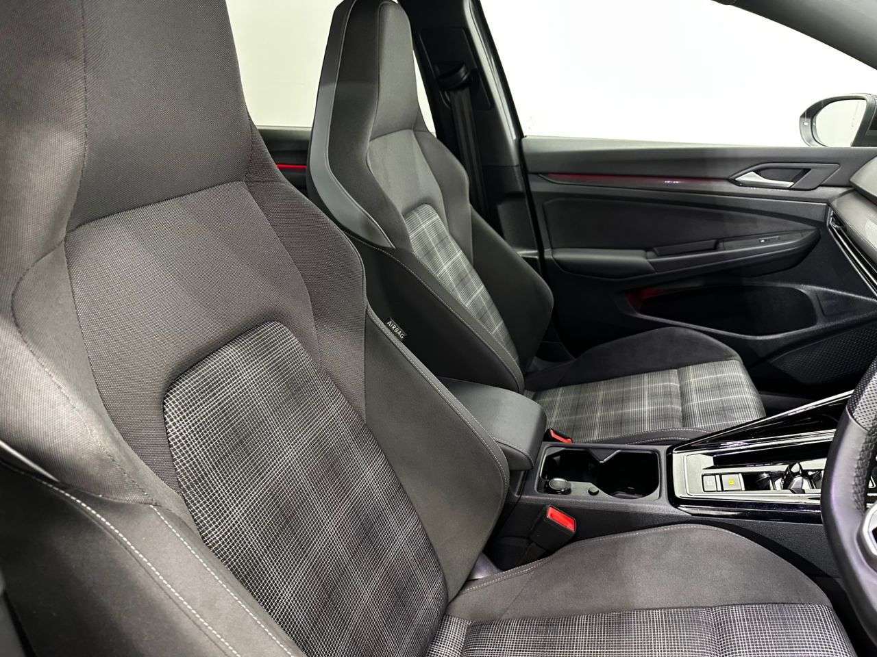 2024 VOLKSWAGEN GOLF 2024 VOLKSWAGEN GOLF