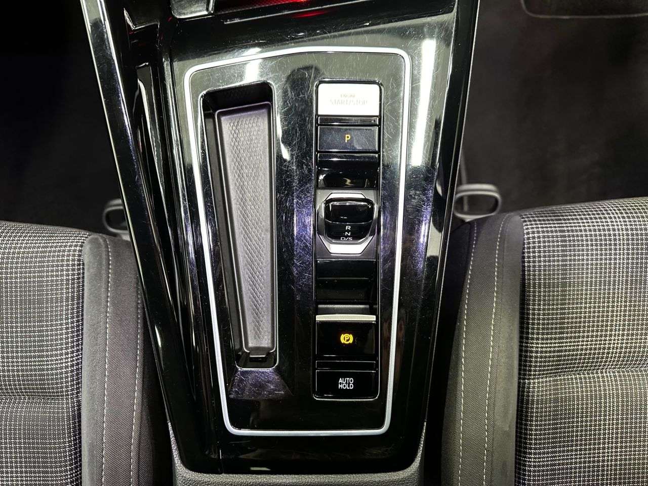 2024 VOLKSWAGEN GOLF 2024 VOLKSWAGEN GOLF