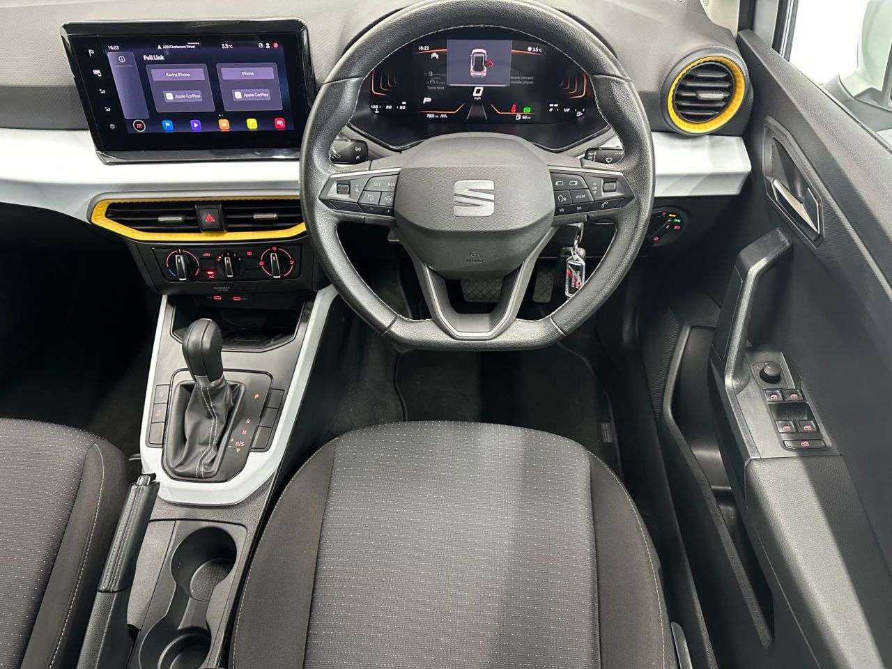 2024 SEAT ARONA 2024 SEAT ARONA