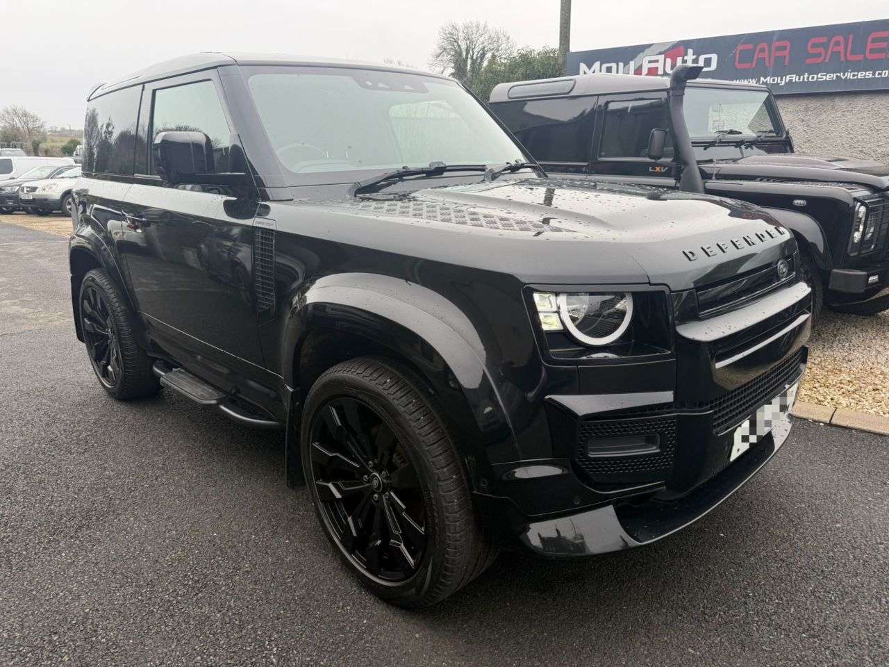 A 2024 LAND ROVER DEFENDER 3.0 D250 MHEV Hard Top SUV 3dr Diesel Auto 4WD SWB Euro 6 (s/s) (250 ps) A 2024 LAND ROVER DEFENDER 3.0 D250 MHEV Hard Top SUV 3dr Diesel Auto 4WD SWB Euro 6 (s/s) (250 ps)