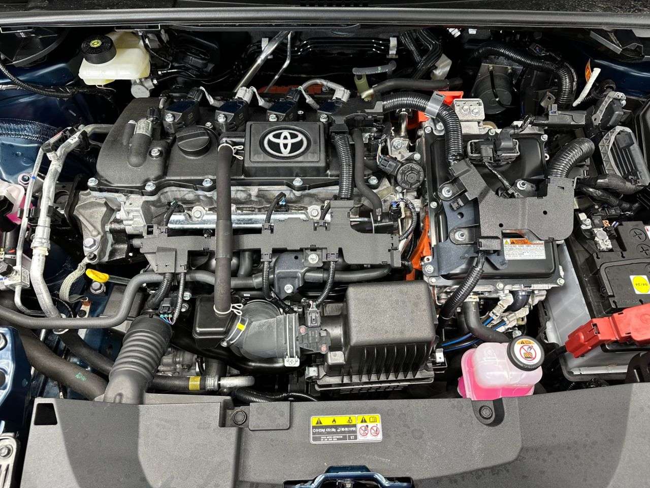 2024 TOYOTA C-HR 2024 TOYOTA C-HR