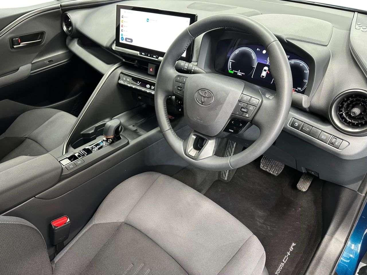 2024 TOYOTA C-HR 2024 TOYOTA C-HR