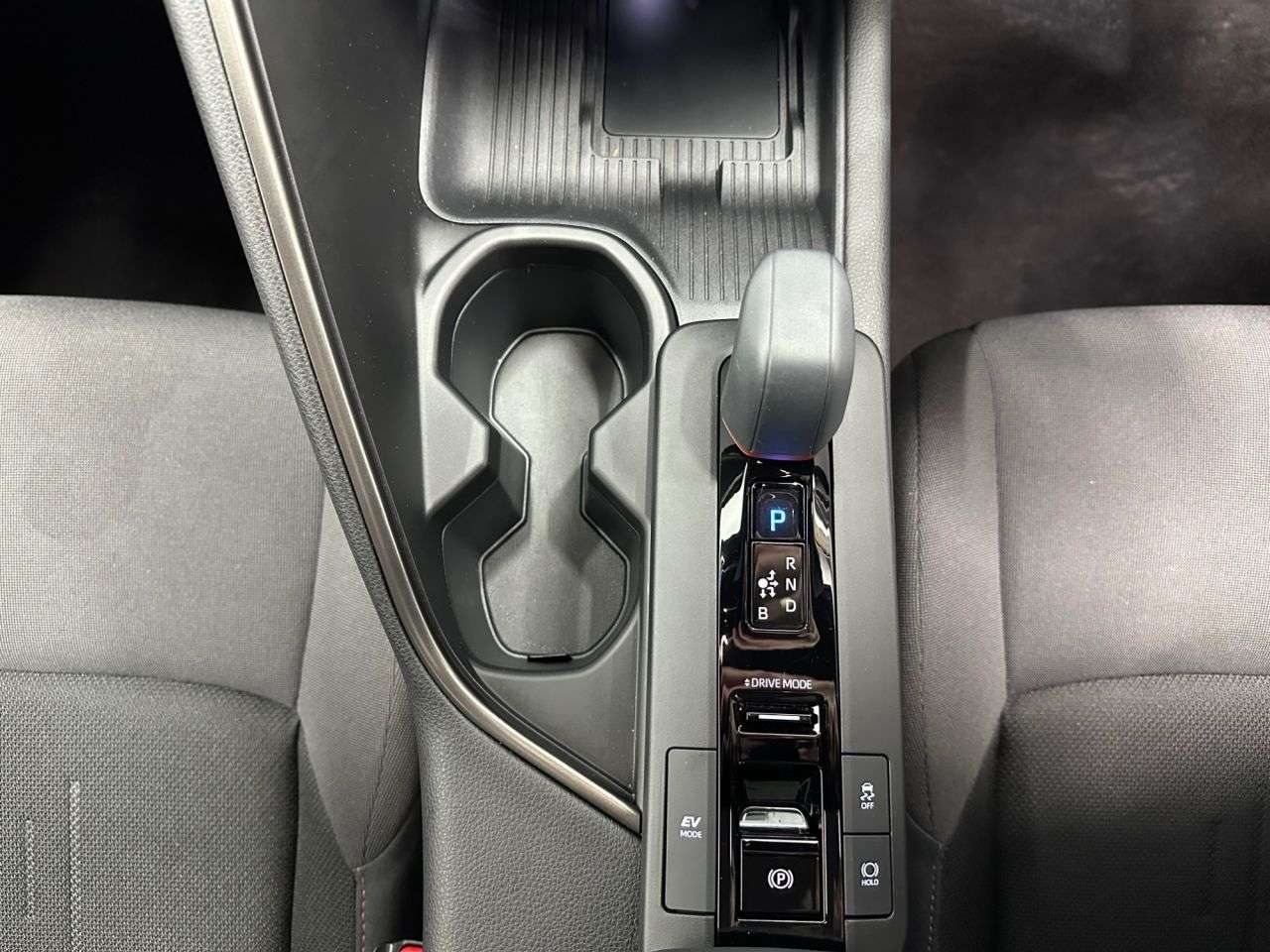 2024 TOYOTA C-HR 2024 TOYOTA C-HR