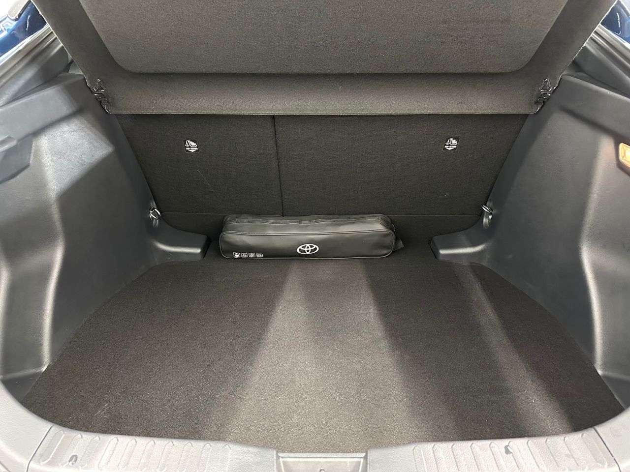 2024 TOYOTA C-HR 2024 TOYOTA C-HR