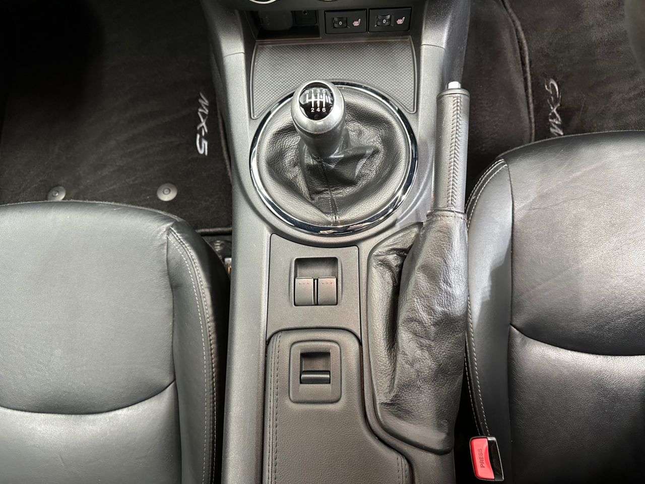 2009 MAZDA MX-5 2009 MAZDA MX-5