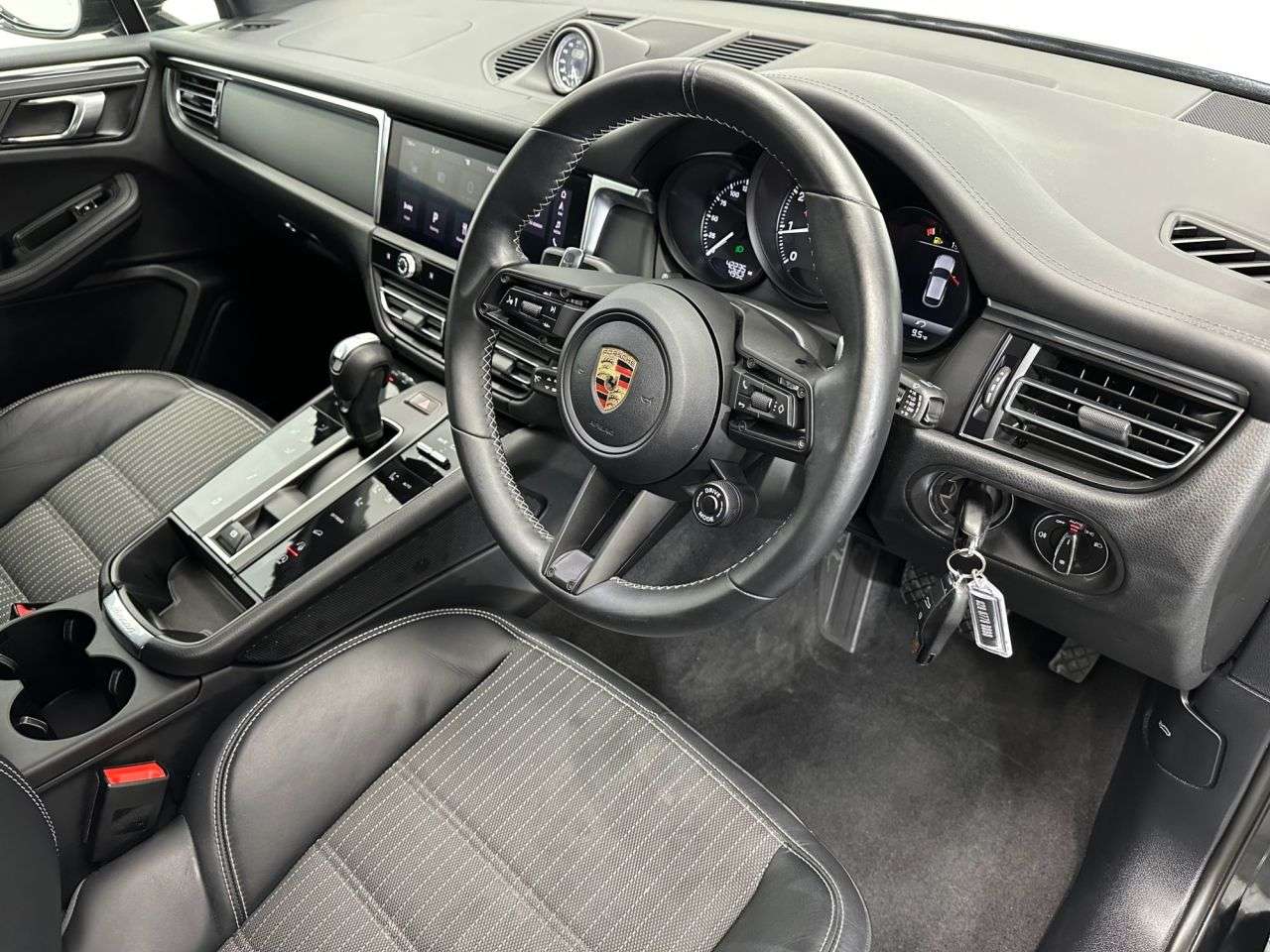 2023 PORSCHE MACAN 2023 PORSCHE MACAN
