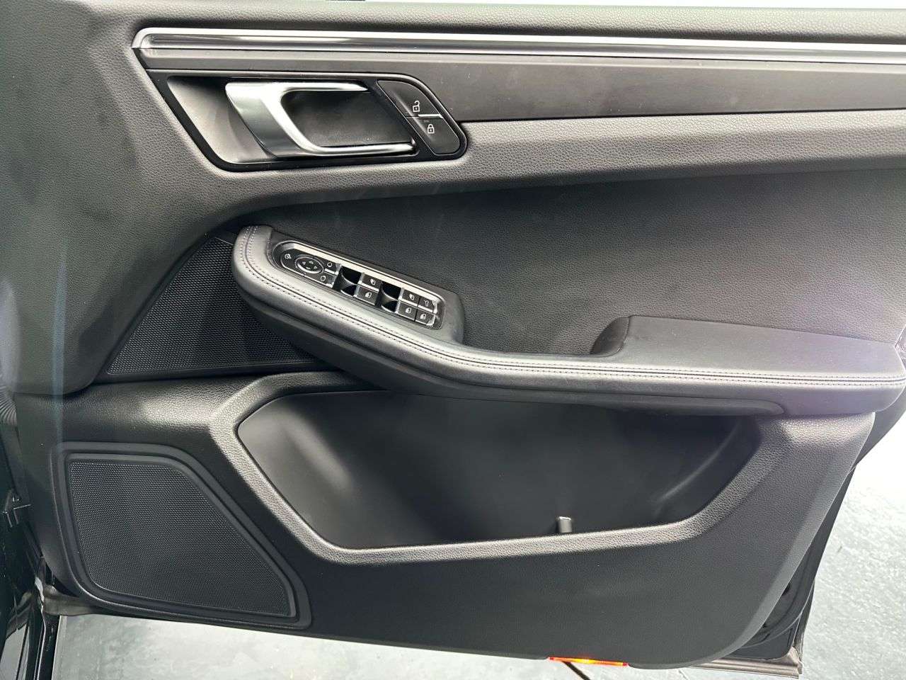 2023 PORSCHE MACAN 2023 PORSCHE MACAN