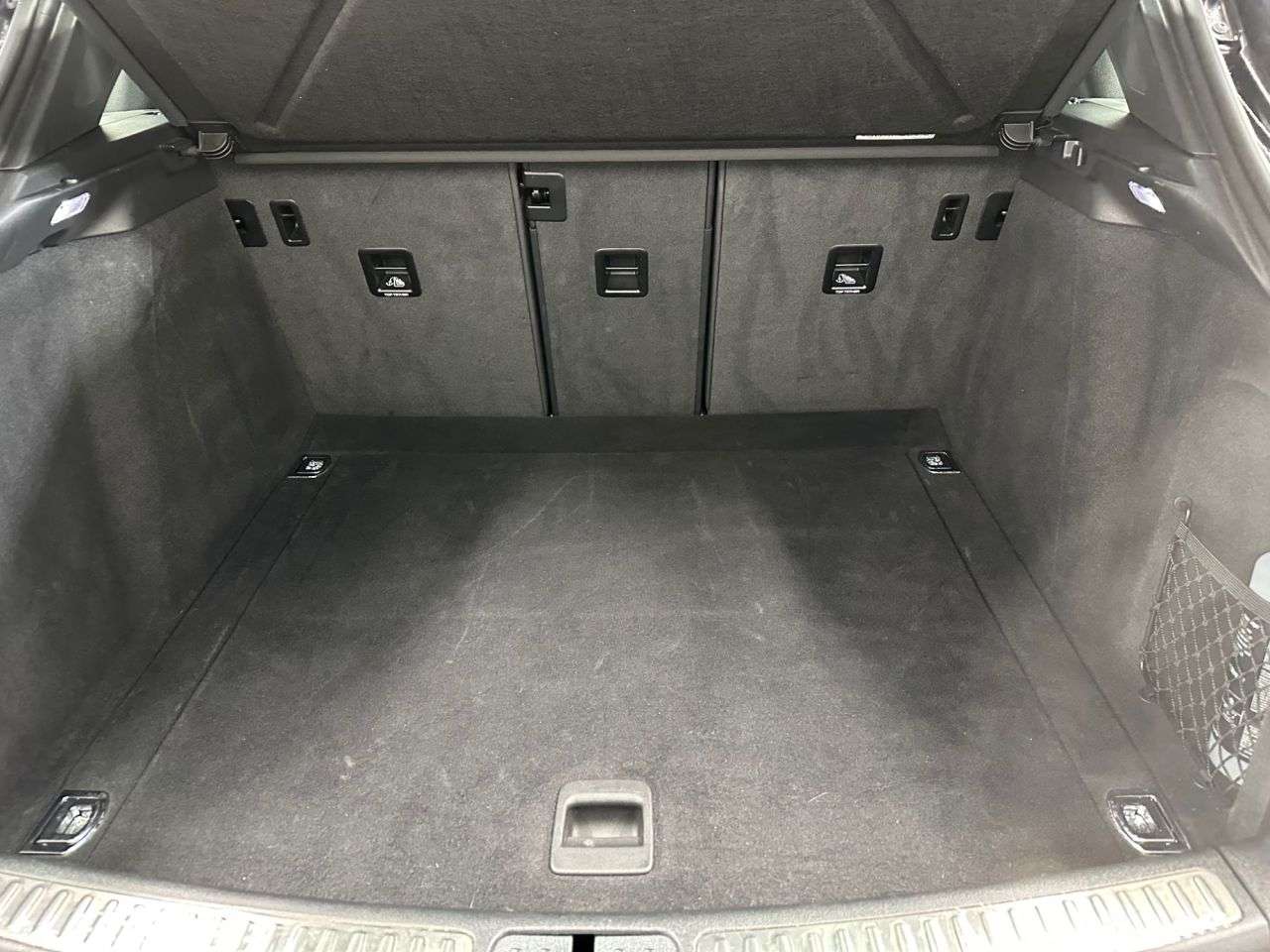 2023 PORSCHE MACAN 2023 PORSCHE MACAN