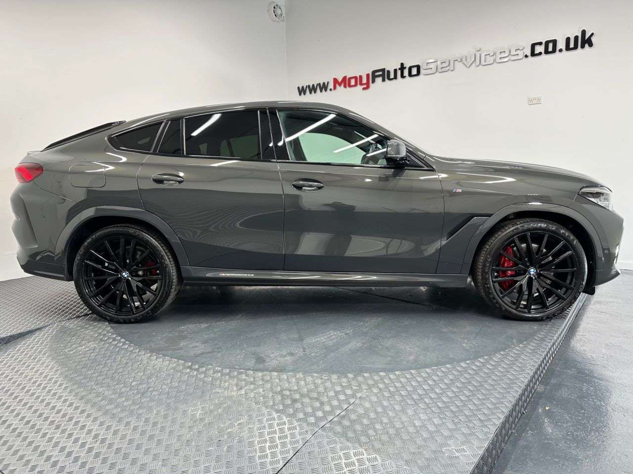 2022 BMW X6 2022 BMW X6