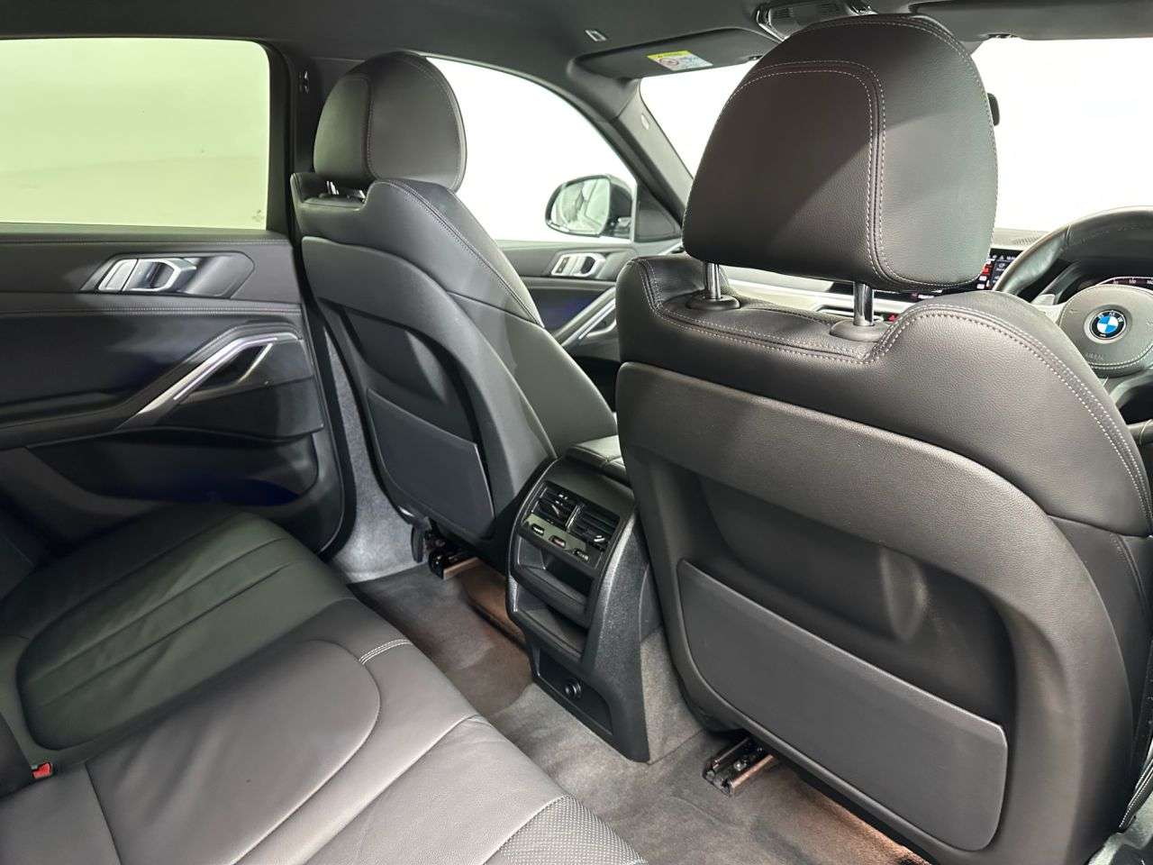 2022 BMW X6 2022 BMW X6