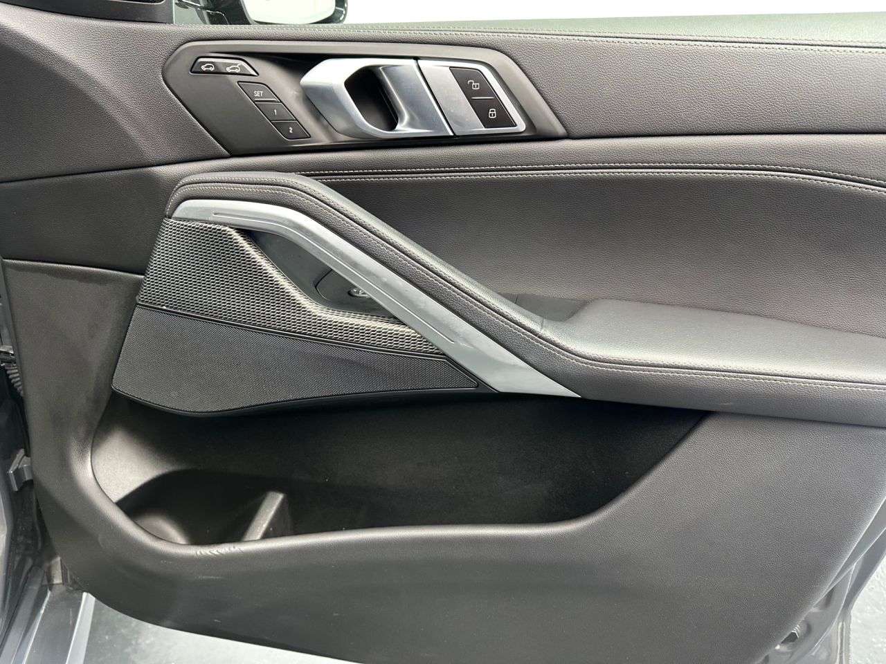 2022 BMW X6 2022 BMW X6