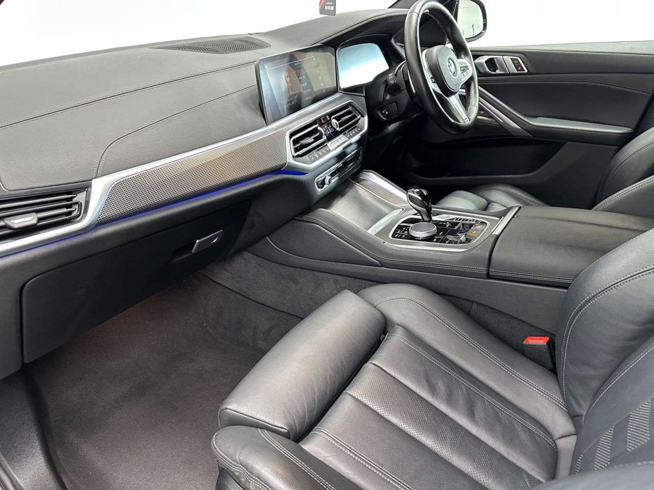 2022 BMW X6 2022 BMW X6