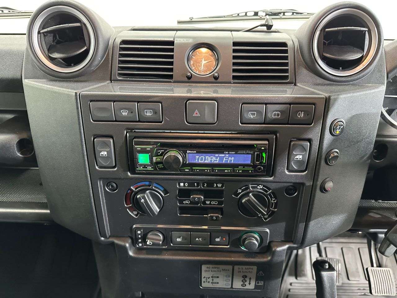 2013 LAND ROVER DEFENDER 2013 LAND ROVER DEFENDER