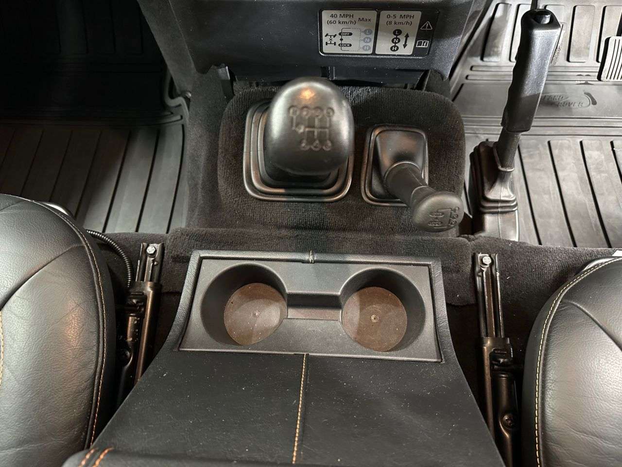 2013 LAND ROVER DEFENDER 2013 LAND ROVER DEFENDER