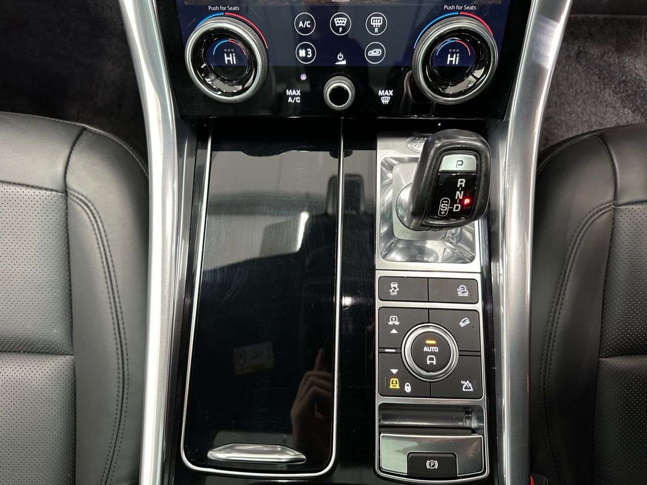 2026 LAND ROVER RANGE ROVER SPORT 2026 LAND ROVER RANGE ROVER SPORT